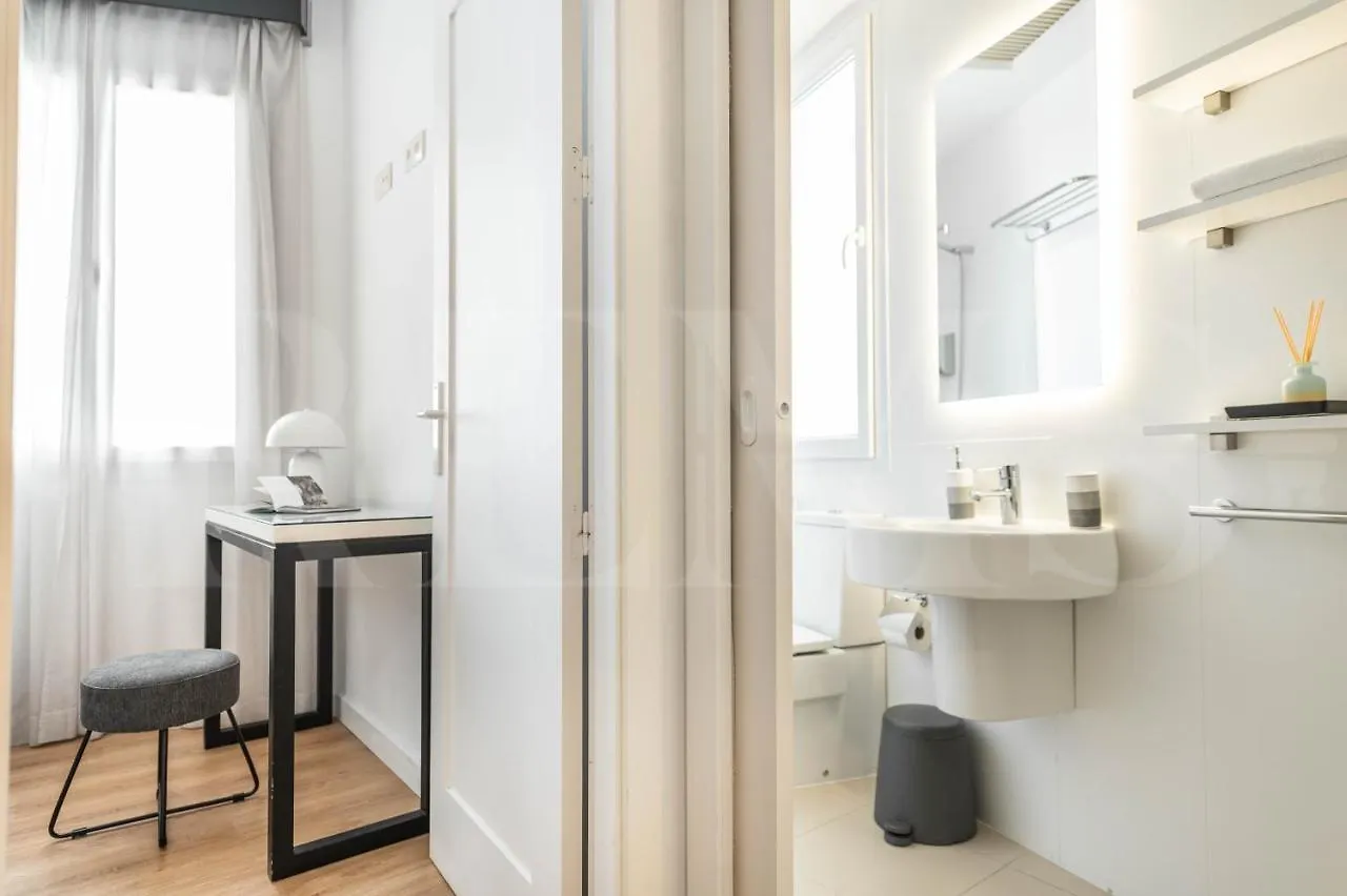 Inviting Duplex In Front Of Picasso Museum By Rems Appartement Málaga