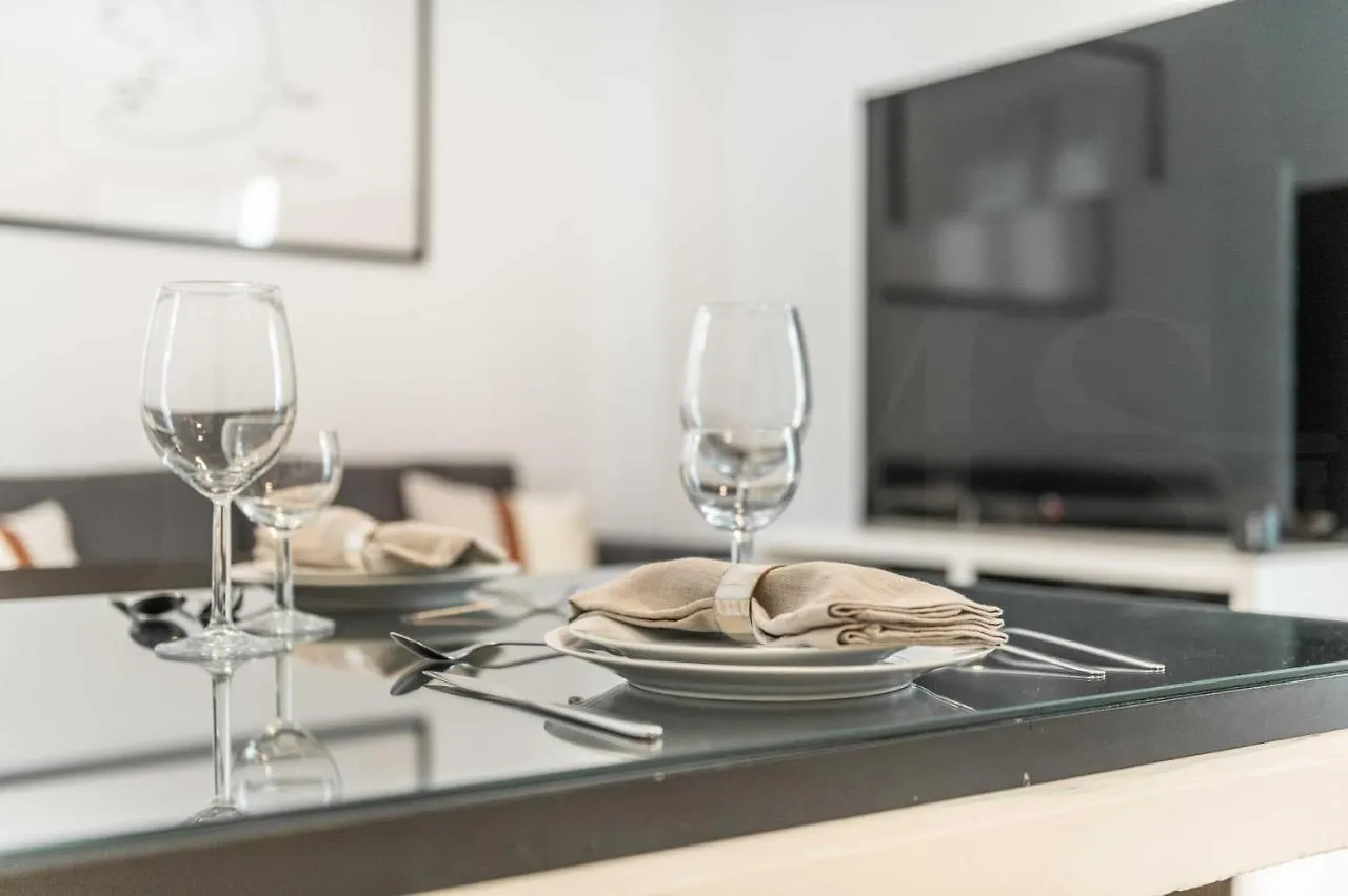 Apartamento Inviting Duplex In Front Of Picasso Museum By Rems Málaga